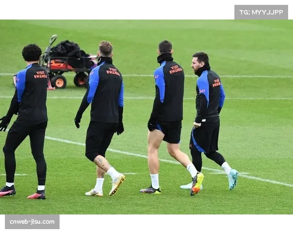 巴黎圣日耳曼球员外语能力提升与国际化适应策略研究 巴黎圣日耳曼球员外语能力提升与国际化适应策略研究