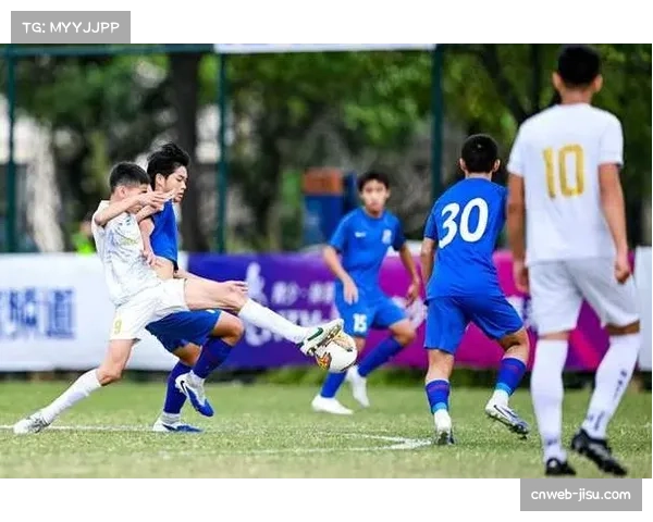 上海申花U14对决浦和红钻U14 展现青训风采 上海申花U14对决浦和红钻U14 展现青训风采