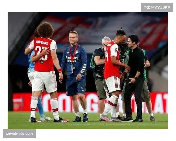 “水晶宫2-0客胜狼队，皮诺穆尼奥斯建功送对手12轮不胜”