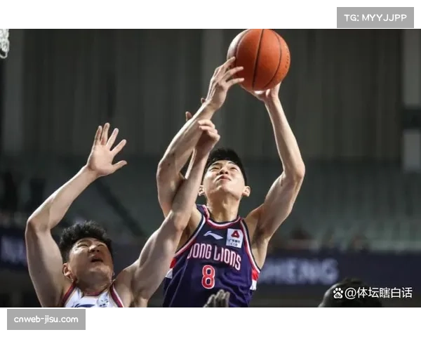 北控男篮更换教练组，外援汤普森被裁崔永熙跟队训练