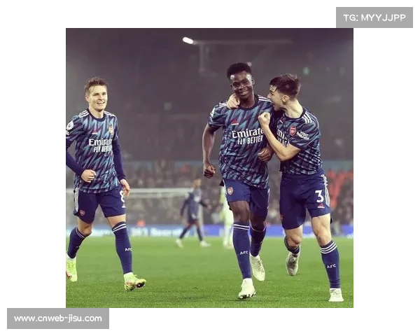 阿森纳客场2-1力克利兹联，萨卡破门助球队稳居榜首