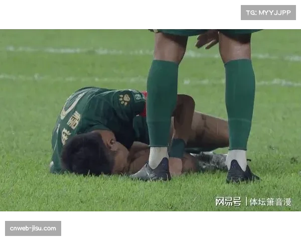 从垫底到中游:解析青岛西海岸队近五轮的战术转变 从垫底到中游:解析青岛西海岸队近五轮的战术转变